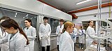 2025-04-11 wyjazd na zajecia z chemii na Umcs