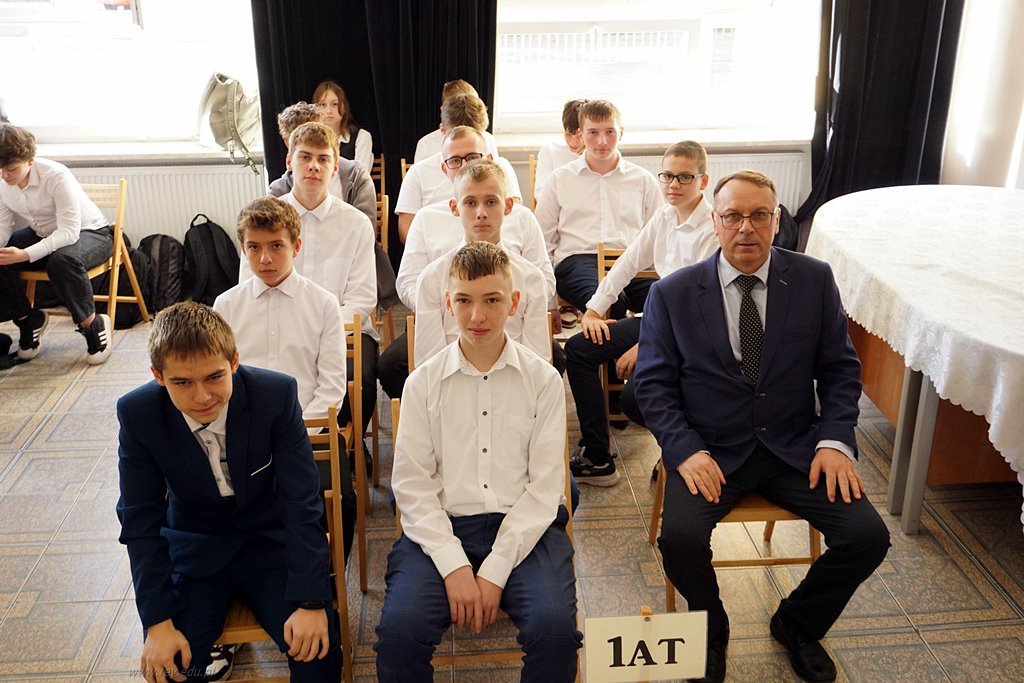 2024-10-10 Ślubowanie klas pierwszych