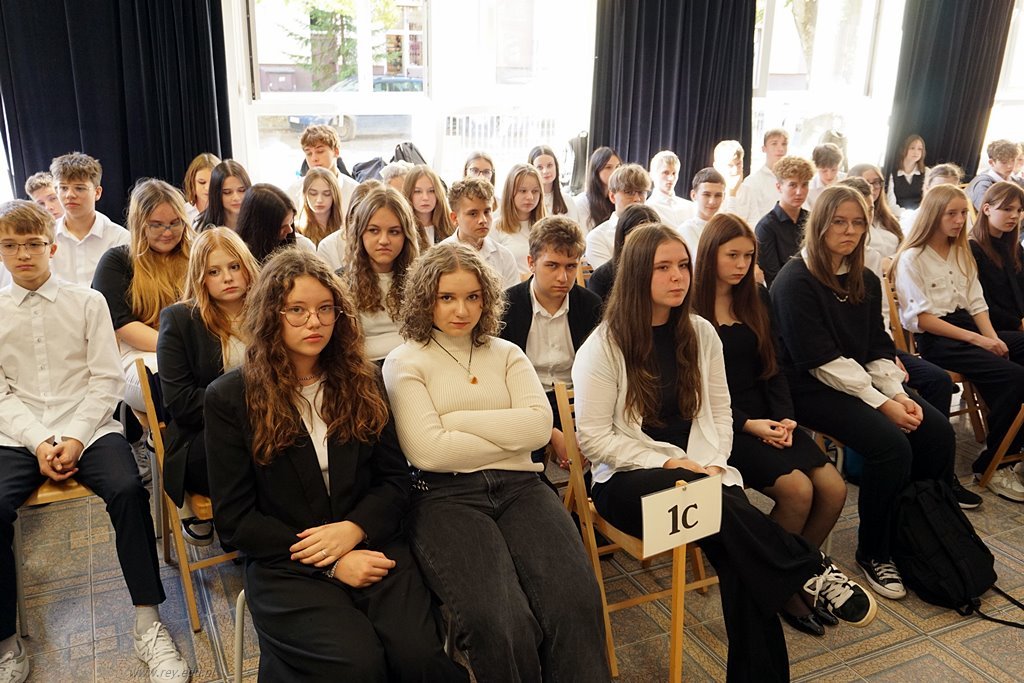 2024-10-10 Ślubowanie klas pierwszych