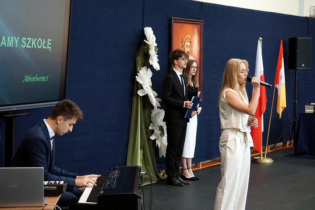 2025-04-25 zakończenie roku klas maturalnych