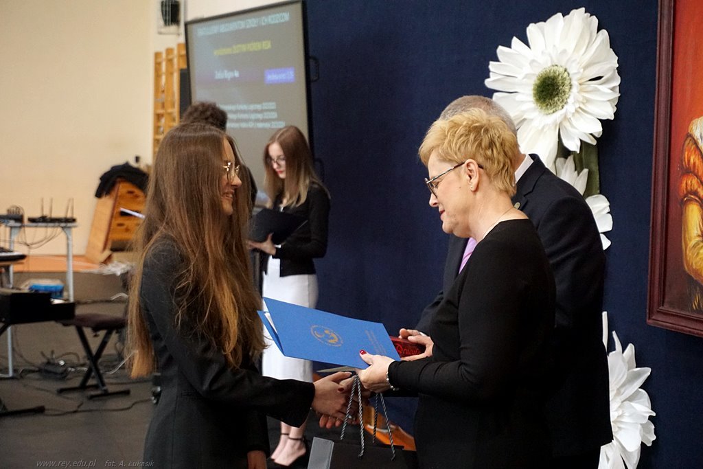 2025-04-25 zakończenie roku klas maturalnych