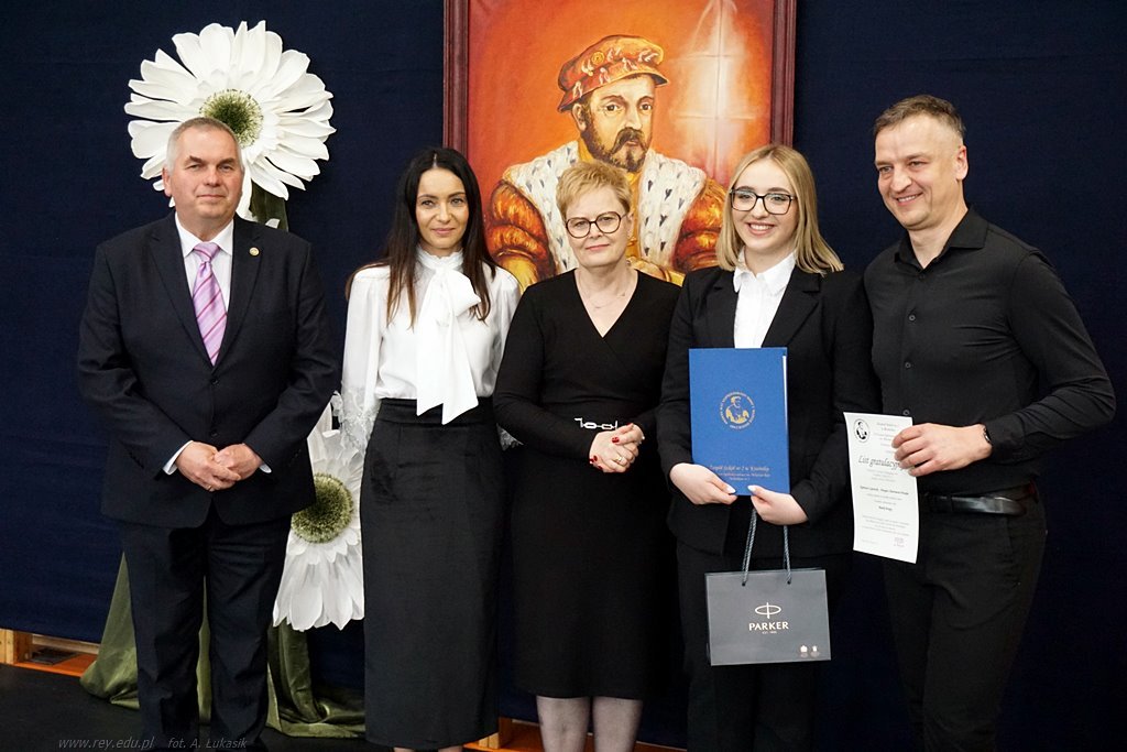 2025-04-25 zakończenie roku klas maturalnych