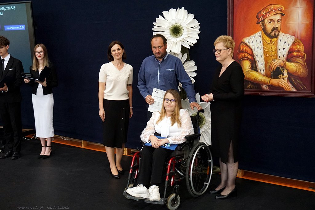 2025-04-25 zakończenie roku klas maturalnych
