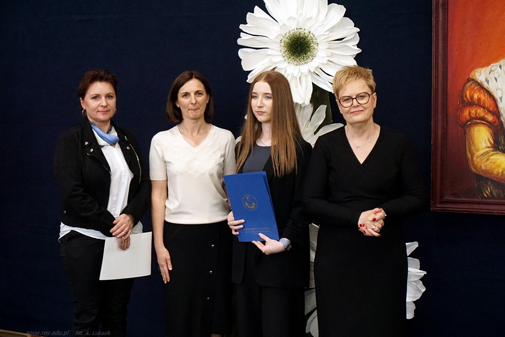 2025-04-25 zakończenie roku klas maturalnych