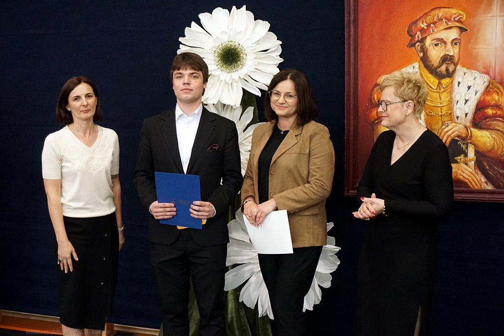 2025-04-25 zakończenie roku klas maturalnych