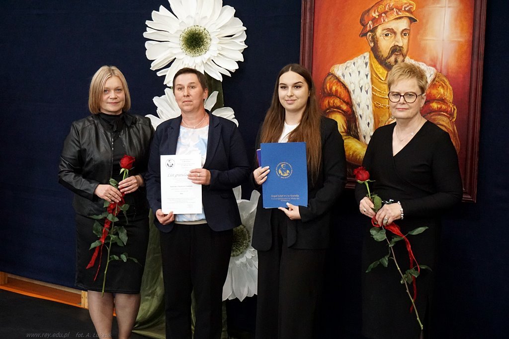 2025-04-25 zakończenie roku klas maturalnych