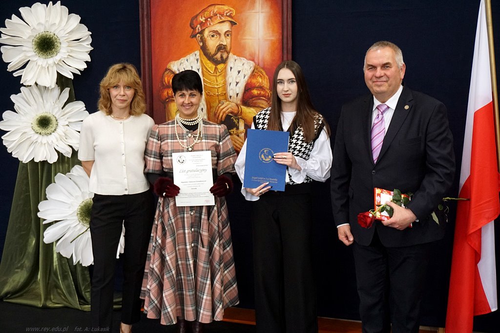 2025-04-25 zakończenie roku klas maturalnych