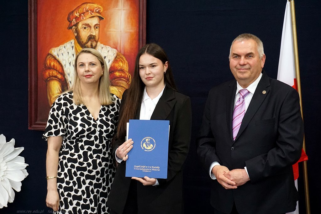 2025-04-25 zakończenie roku klas maturalnych