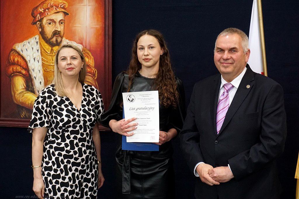 2025-04-25 zakończenie roku klas maturalnych