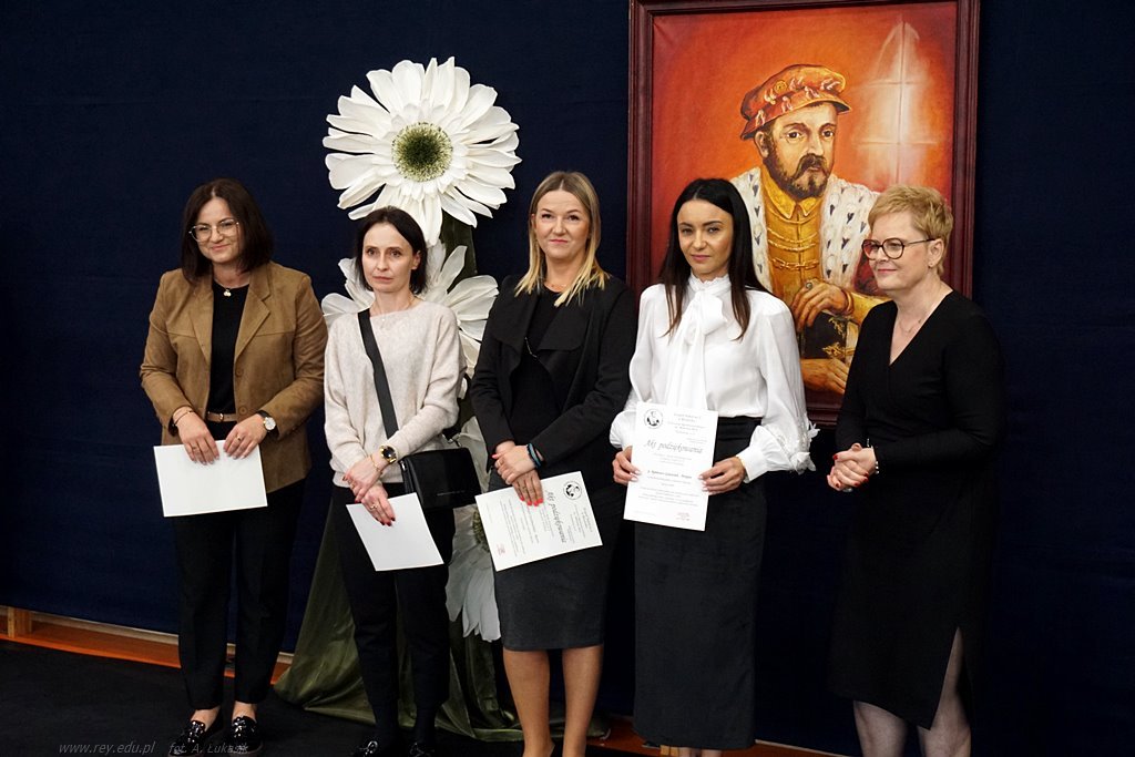 2025-04-25 zakończenie roku klas maturalnych