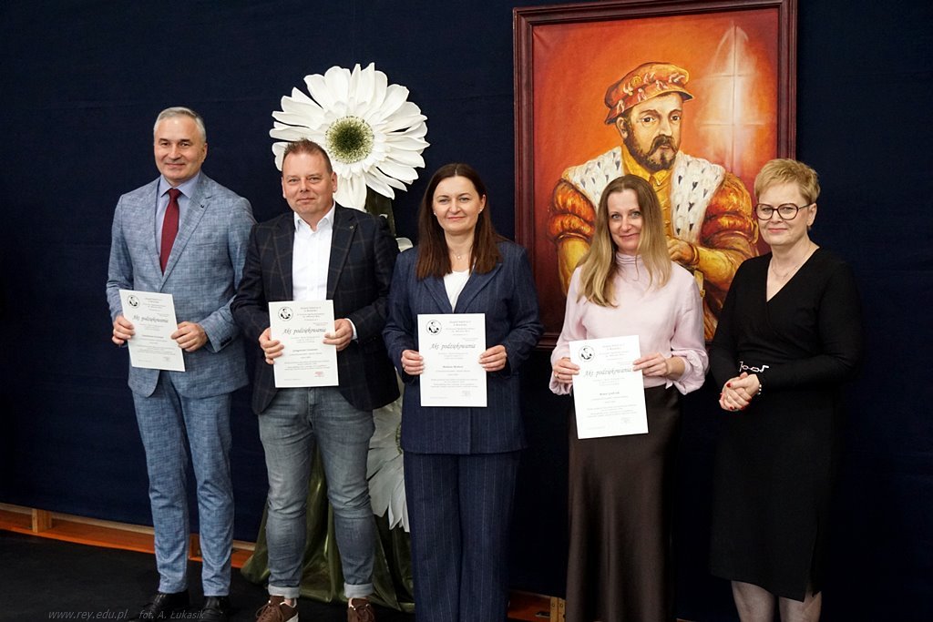 2025-04-25 zakończenie roku klas maturalnych
