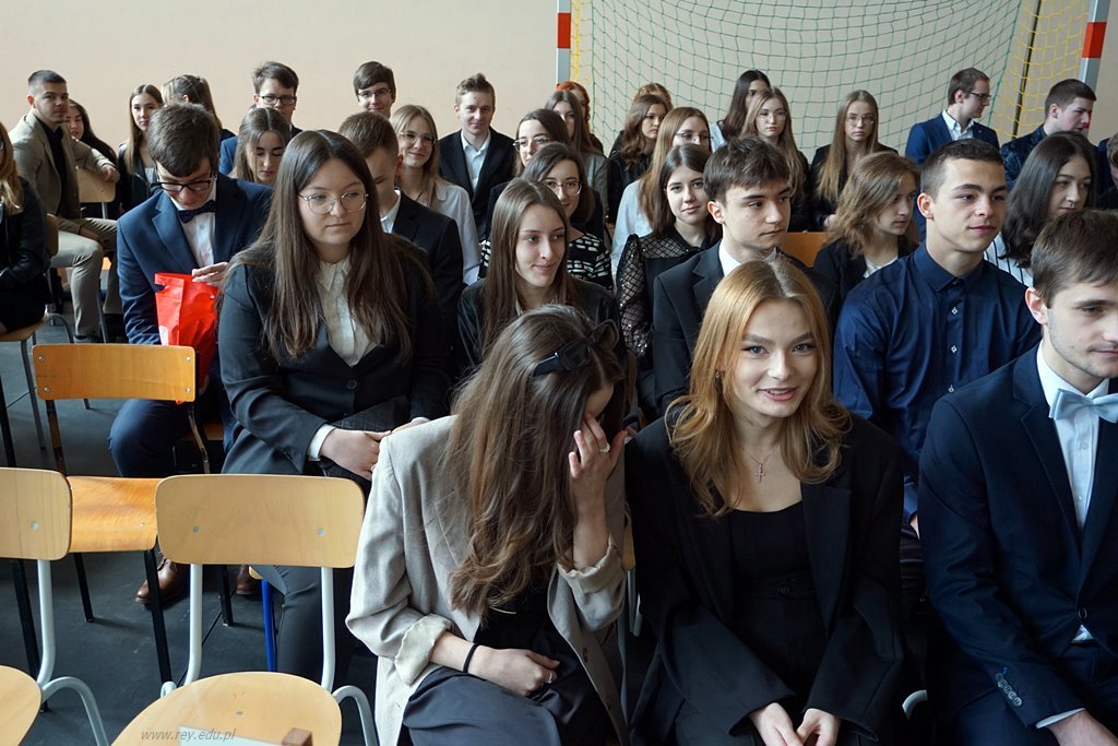 2023-04-28 Zakończenie roku kl maturalnych