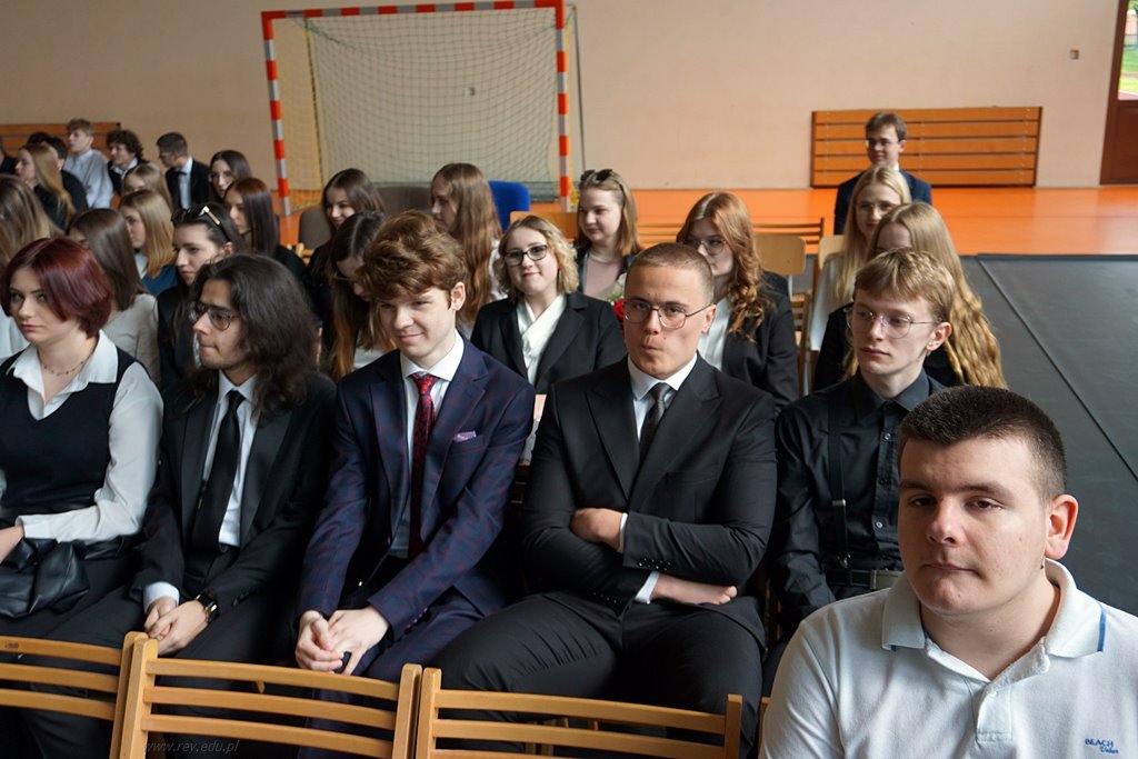 2023-04-28 Zakończenie roku kl maturalnych