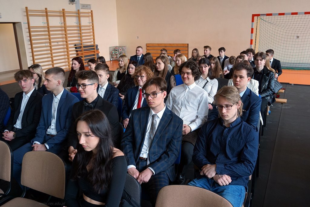 2023-04-28 Zakończenie roku kl maturalnych