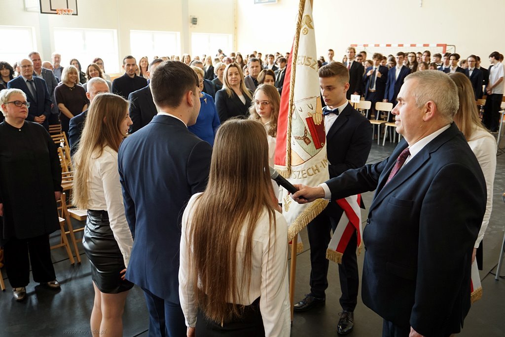 2023-04-28 Zakończenie roku kl maturalnych