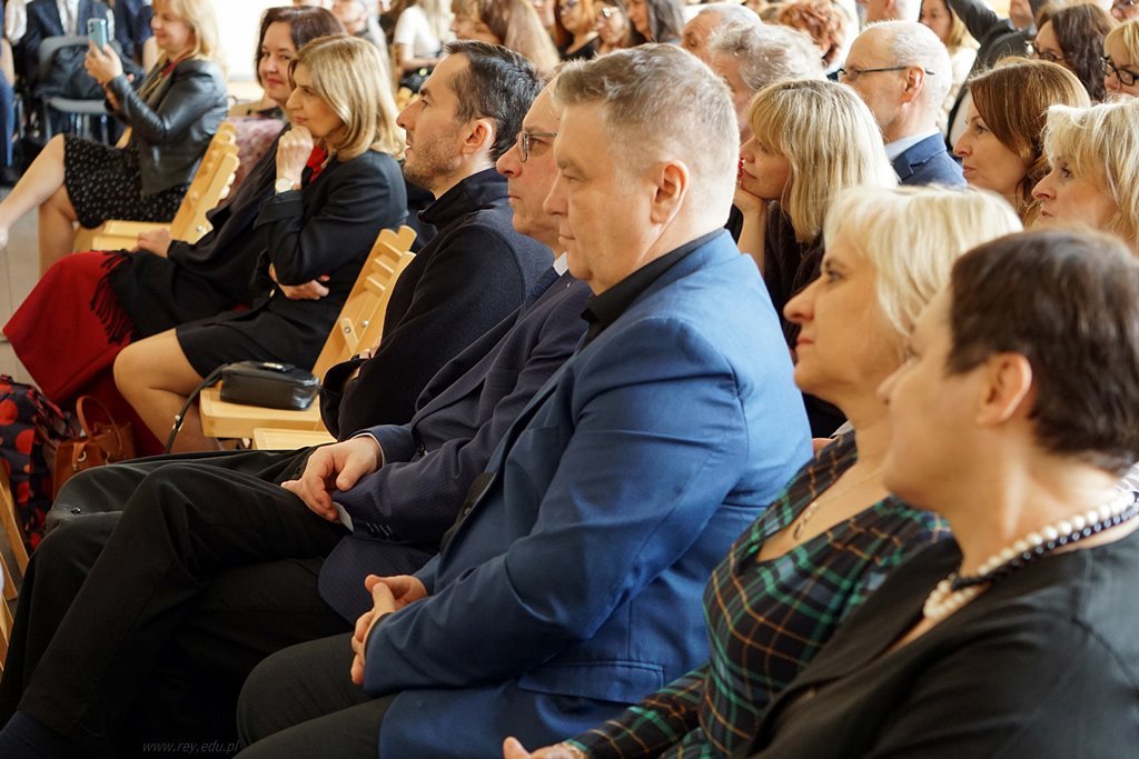 2023-04-28 Zakończenie roku kl maturalnych