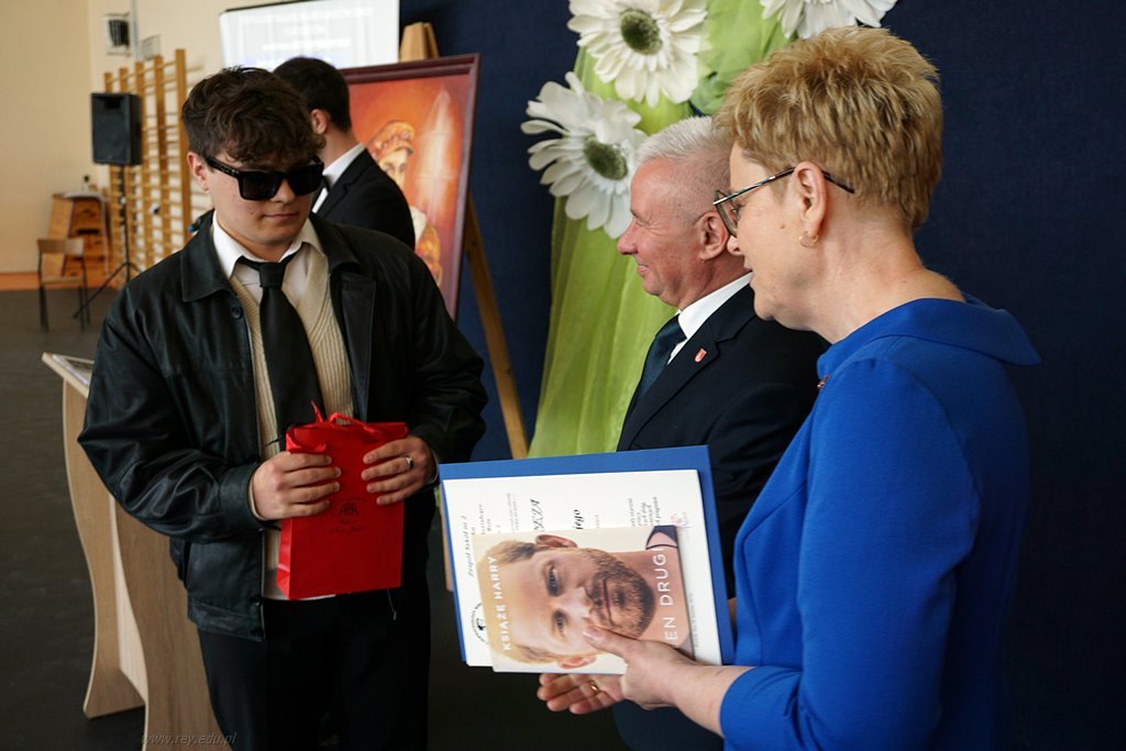 2023-04-28 Zakończenie roku kl maturalnych