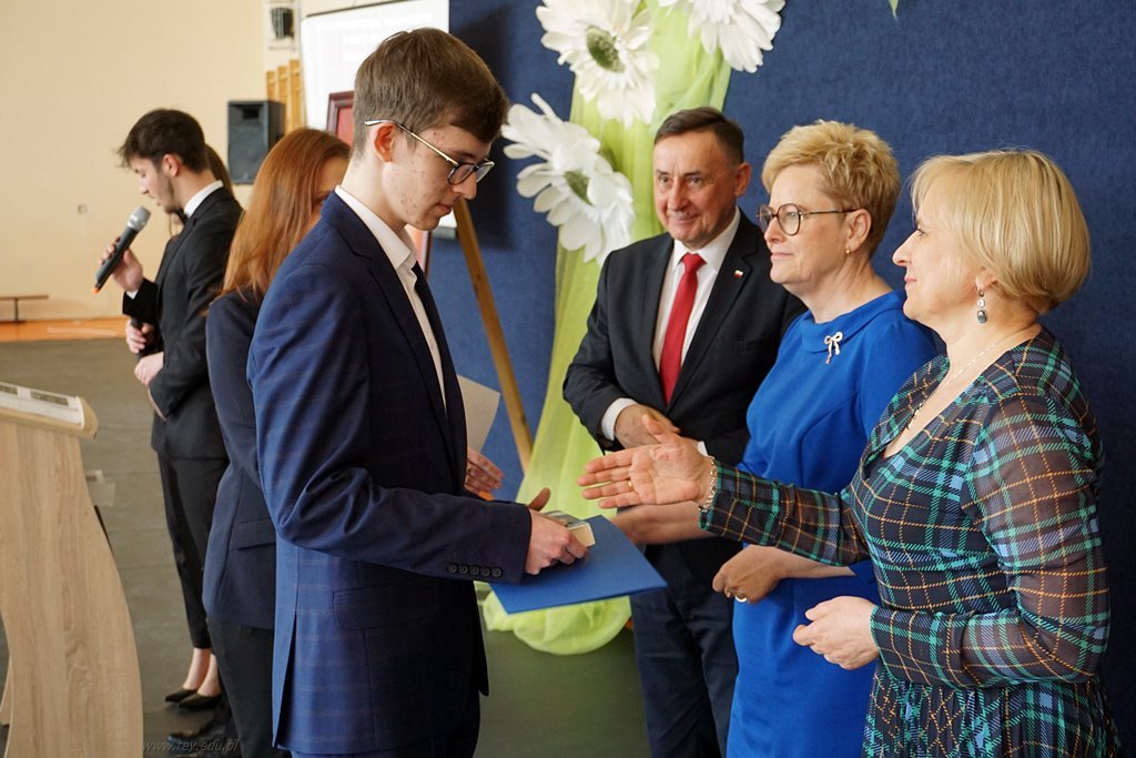 2023-04-28 Zakończenie roku kl maturalnych