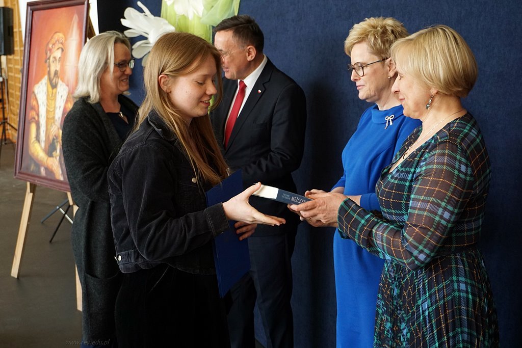 2023-04-28 Zakończenie roku kl maturalnych