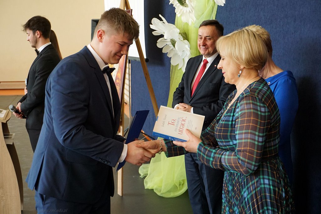 2023-04-28 Zakończenie roku kl maturalnych