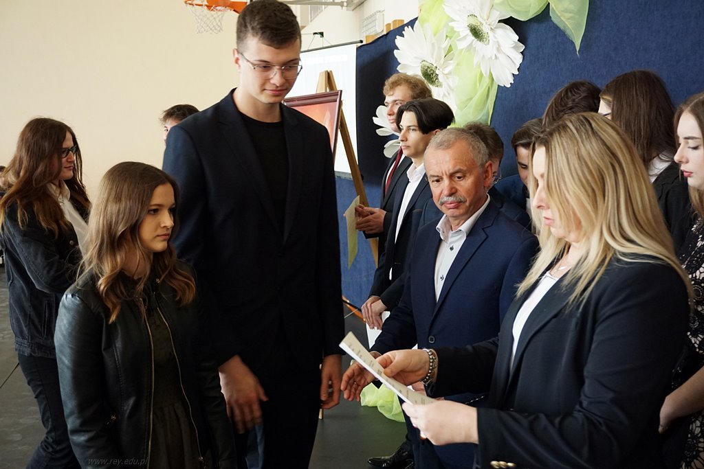 2023-04-28 Zakończenie roku kl maturalnych
