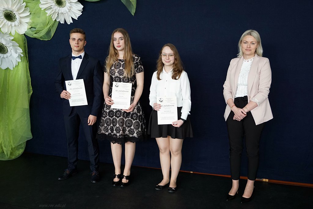 2023-04-28 Zakończenie roku kl maturalnych
