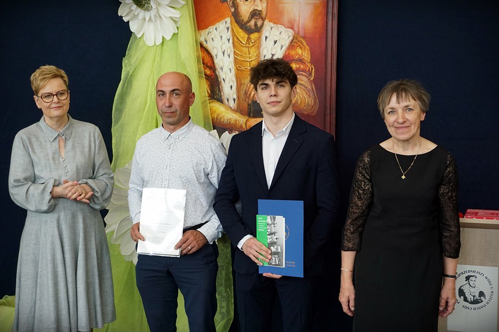2024-04-26 Zakonczenie roku klas maturalnych