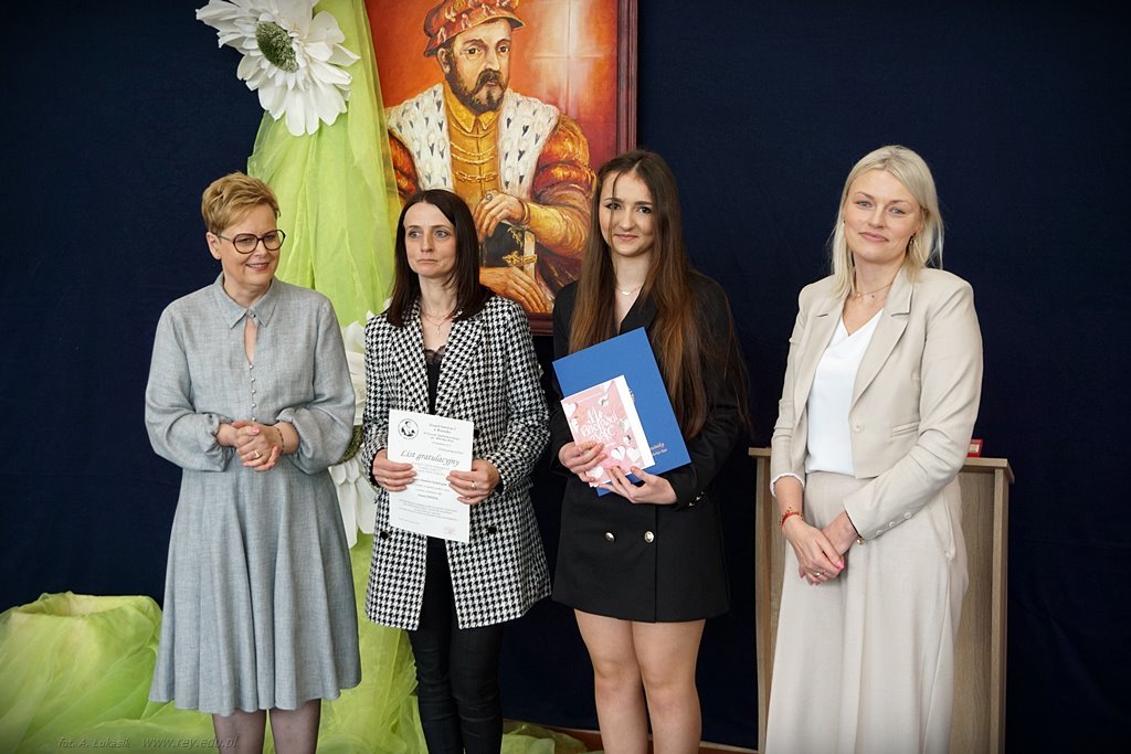 2024-04-26 Zakonczenie roku klas maturalnych