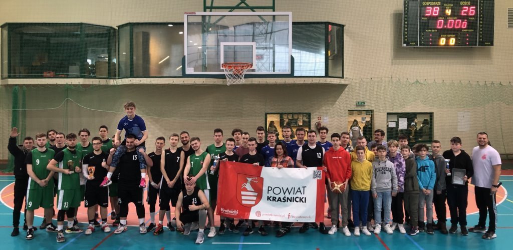 2021-11-26 Turniej koszykówki chłopców