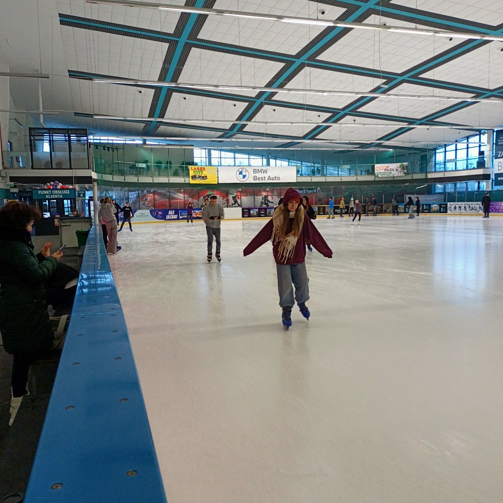 2025-02-04 Internat_na_lodowisku