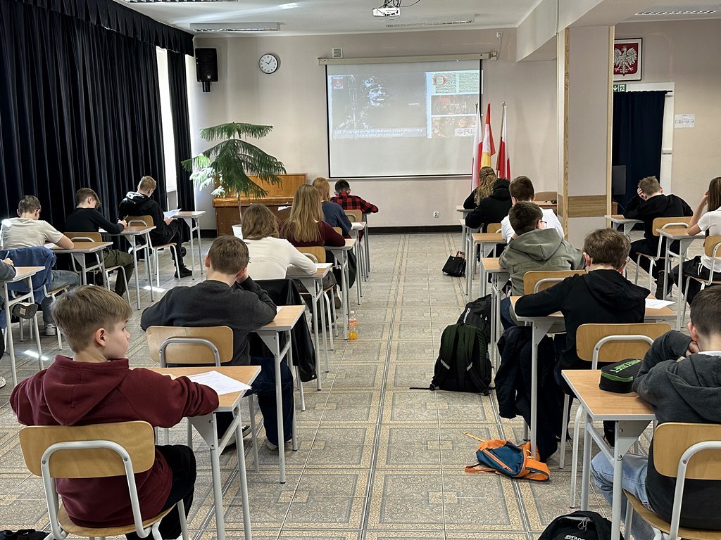 2025-04-04 Konkurs Historyczny Śladami przeszłości
